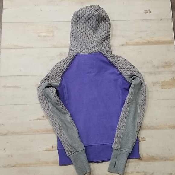 Ivivva scuba hoodie size 12 - Picture 2 of 7